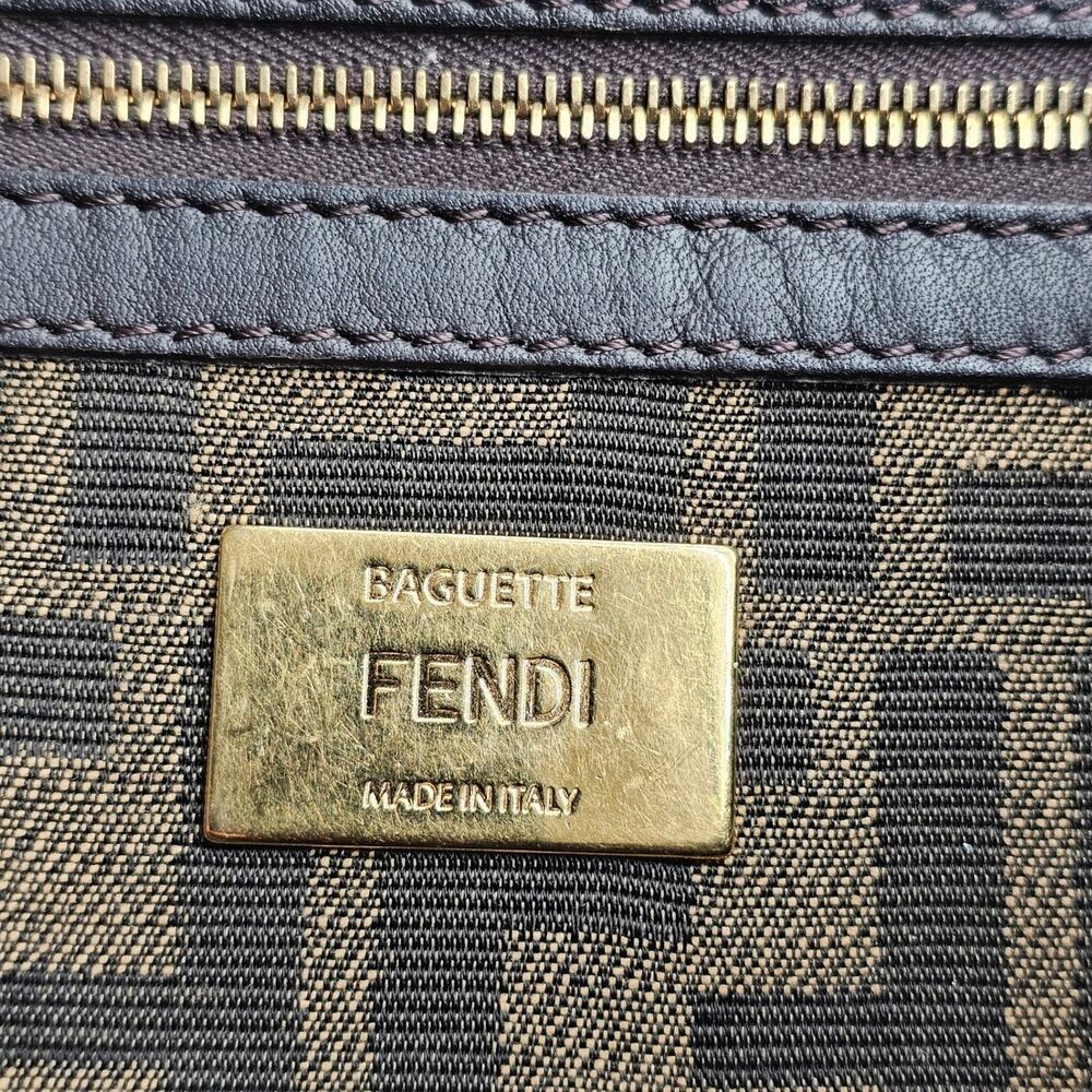 Fendi Baguette Brown FF Jacquard Shoulder Bag Gold FF Clasp - Preowned - Picture 15 of 16